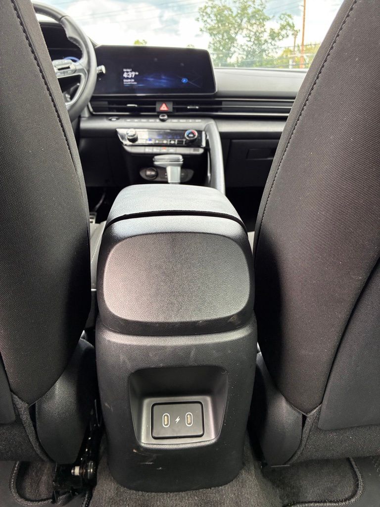 2025 Hyundai Elantra Blue - Photo 15