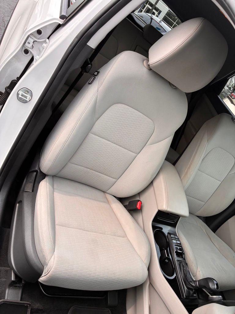 2019 Hyundai Tucson SE - Photo 18