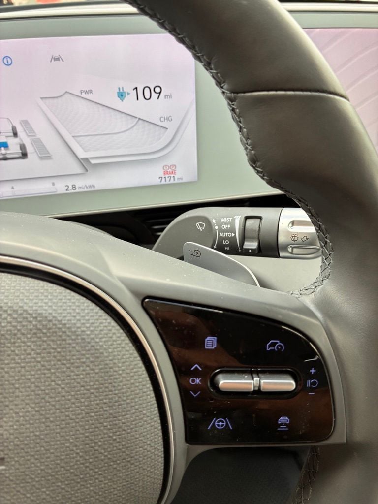 2024 Hyundai IONIQ 5 Limited - Photo 30
