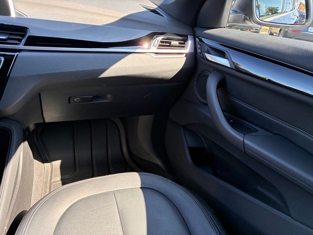 2018 BMW X1 28i - Photo 47