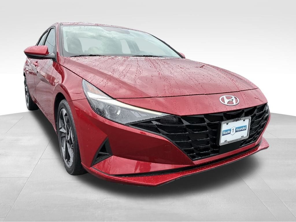 Used 2023 Hyundai Elantra SEL Sedan