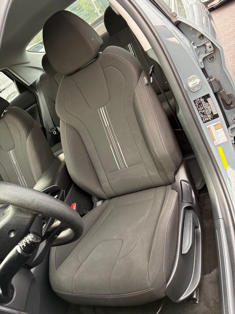 2022 Hyundai Elantra SEL - Photo 14