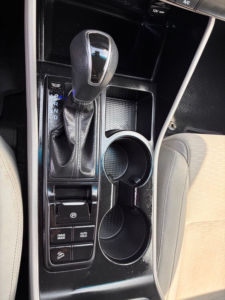2019 Hyundai Tucson SE - Photo 38