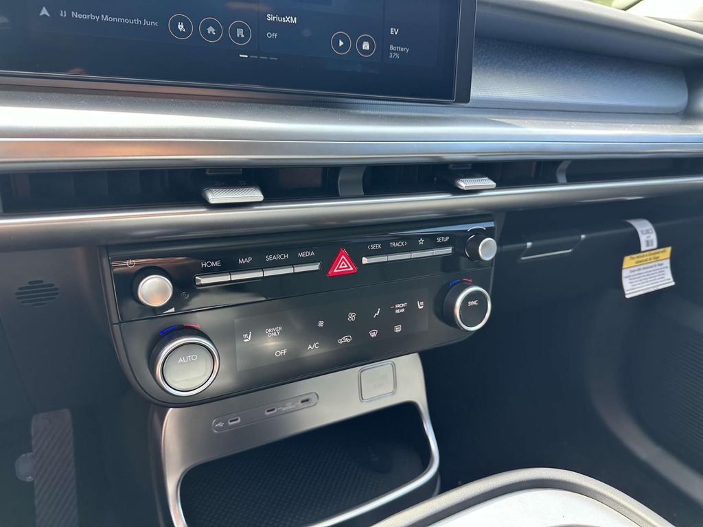 2026 Hyundai IONIQ 9 SE - Photo 21