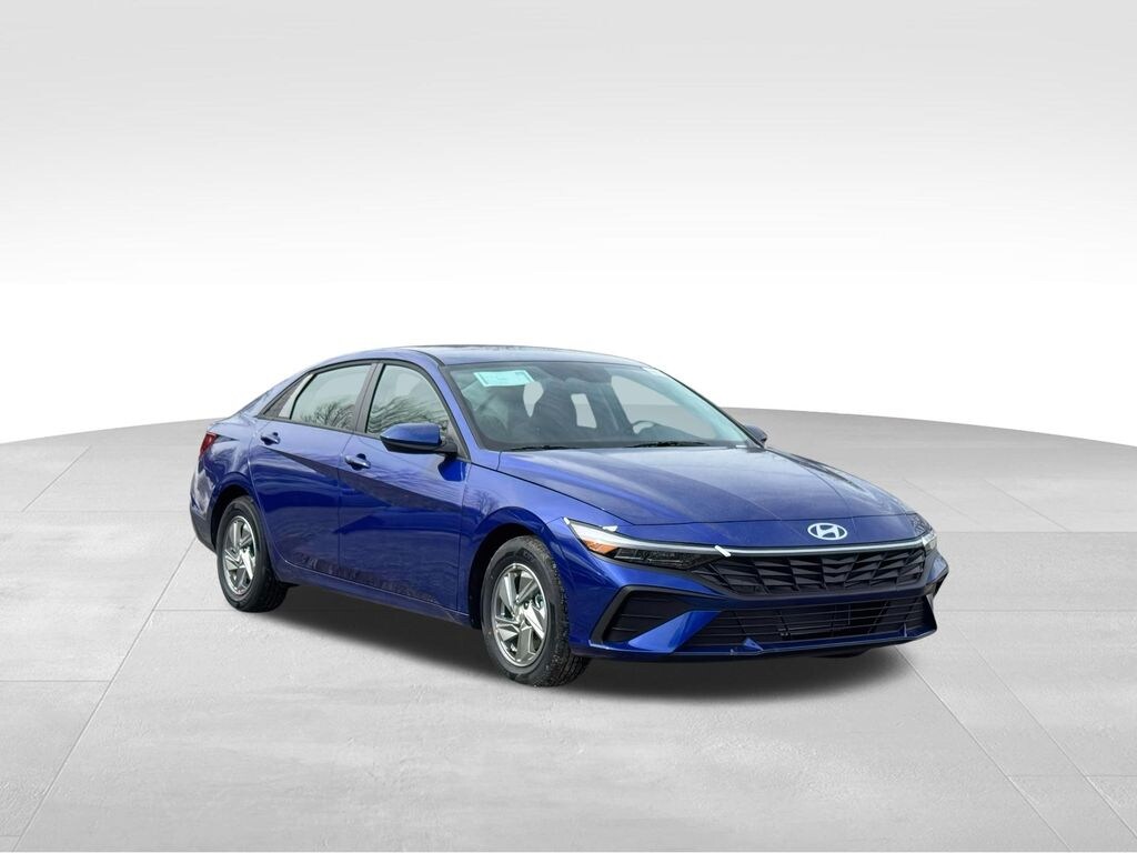 New 2026 Hyundai Elantra SE Sedan