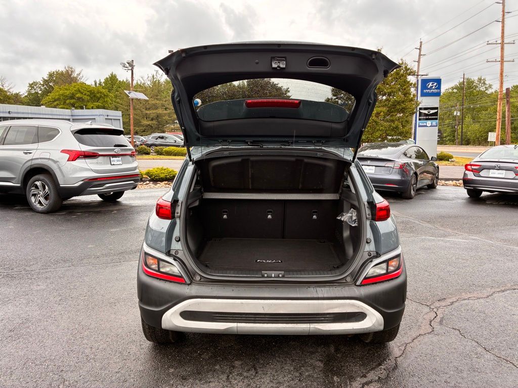 2022 Hyundai Kona SEL - Photo 11
