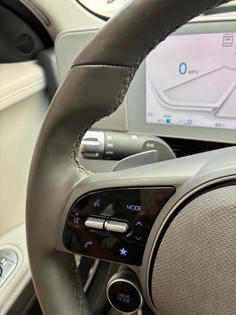 2024 Hyundai IONIQ 5 Limited - Photo 31