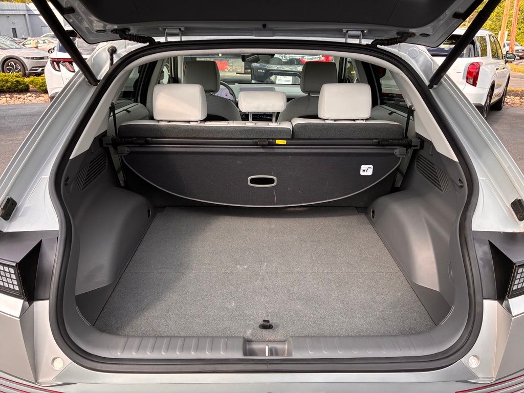 2024 Hyundai IONIQ 5 Limited - Photo 13
