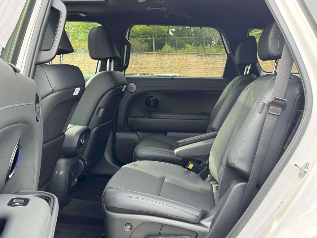 2026 Hyundai Palisade XRT Pro - Photo 9