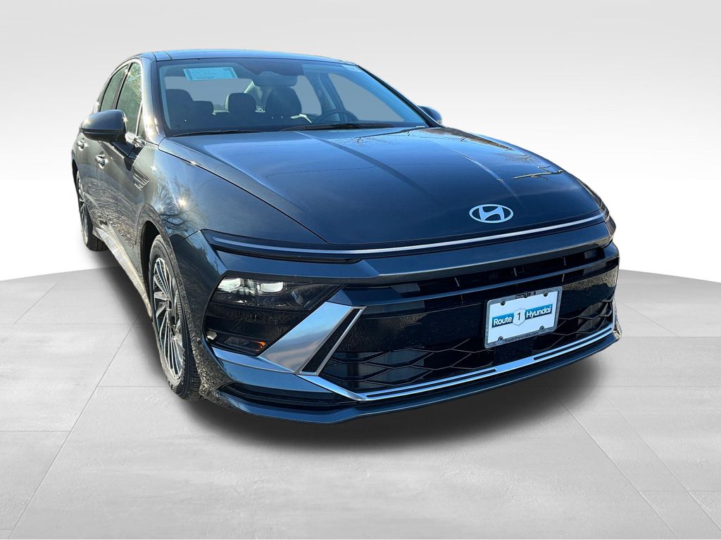2026 Hyundai Sonata Hybrid SEL's photo
