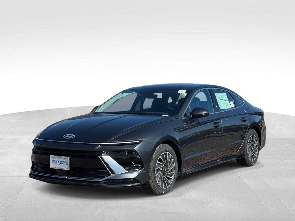 New 2026 Hyundai Sonata Hybrid SEL Sedan