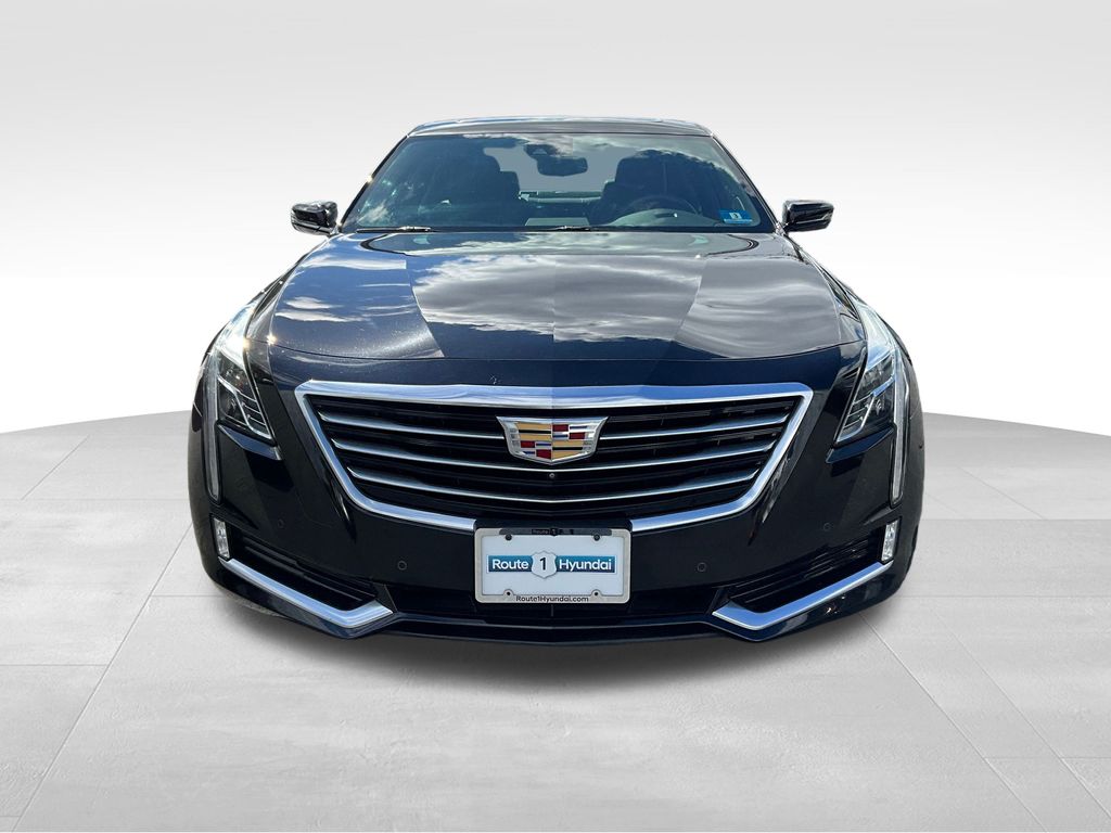 2018 Cadillac CT6 Luxury photo 2