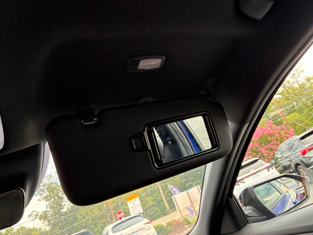 2025 Hyundai Elantra Blue - Photo 41