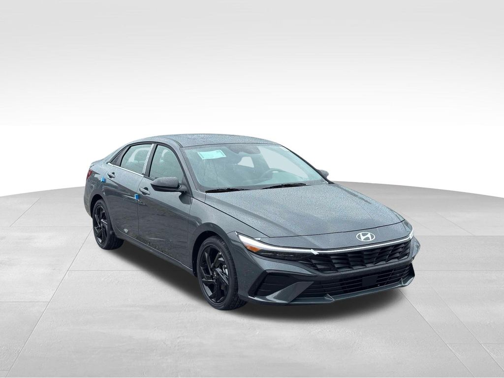 2026 Hyundai Elantra 2.0 SEL Sport Premium's photo