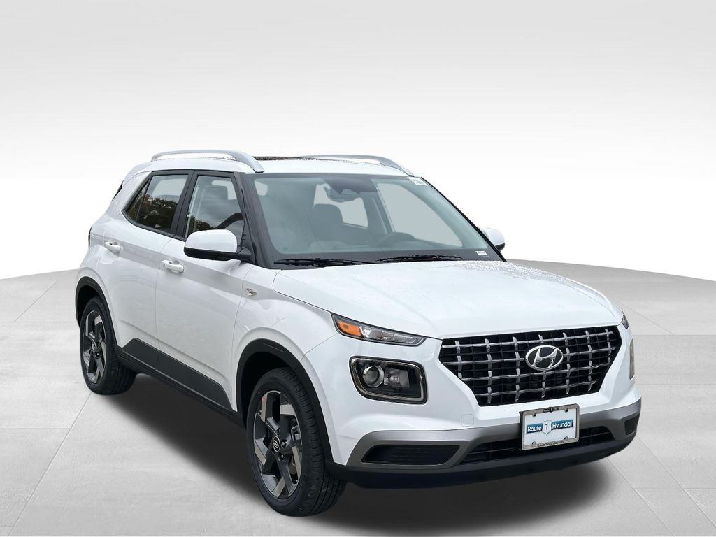 2026 Hyundai Venue SEL's photo