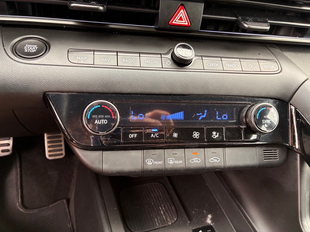 2025 Hyundai Elantra Blue - Photo 34