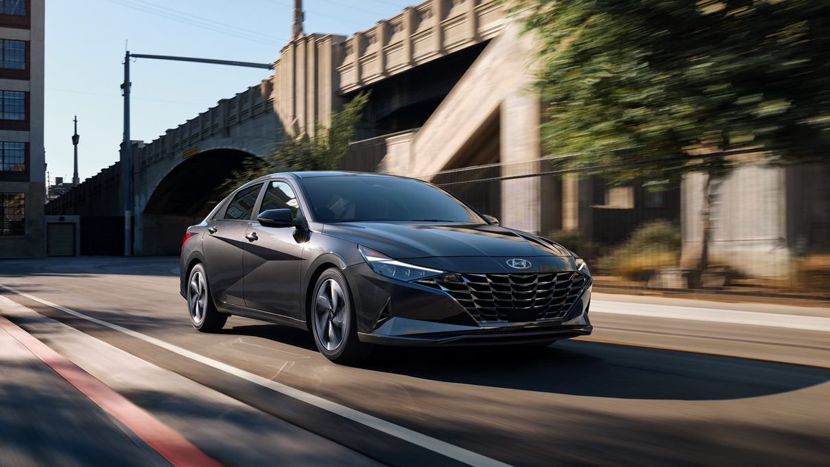 2022 Hyundai Elantra driving