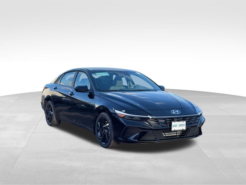 New 2026 Hyundai Elantra SEL Sport Sedan