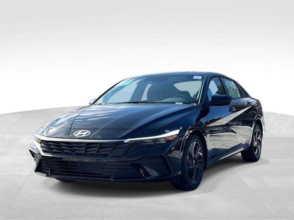 New 2026 Hyundai Elantra SEL Sport Sedan