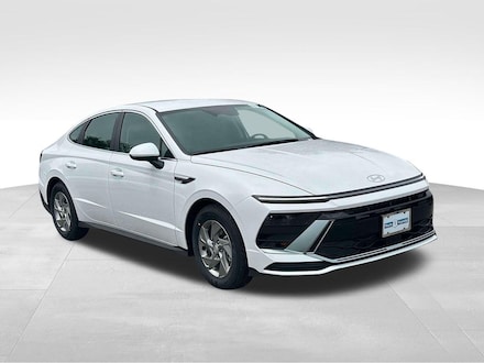 2025 Hyundai Sonata SE Sedan