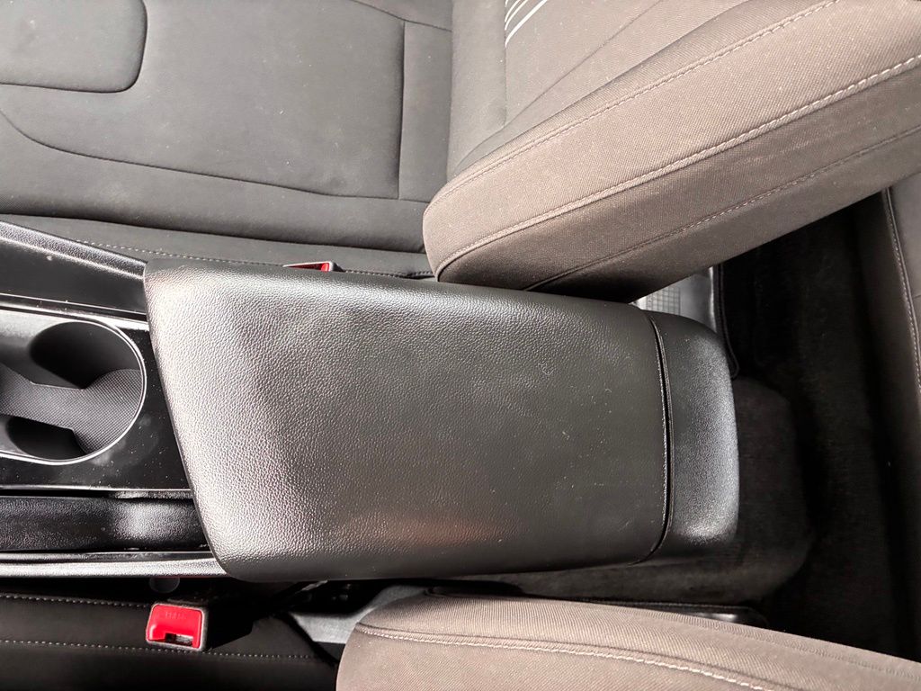 2022 Hyundai Elantra SEL - Photo 35