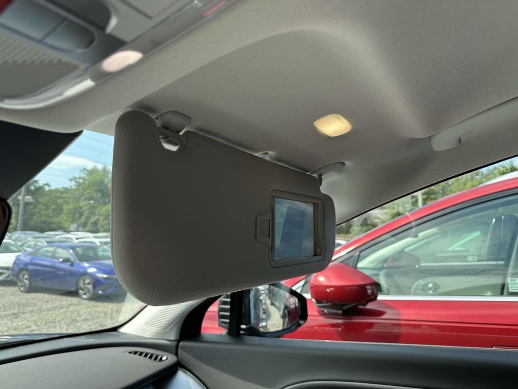 2026 Hyundai IONIQ 9 SE - Photo 17