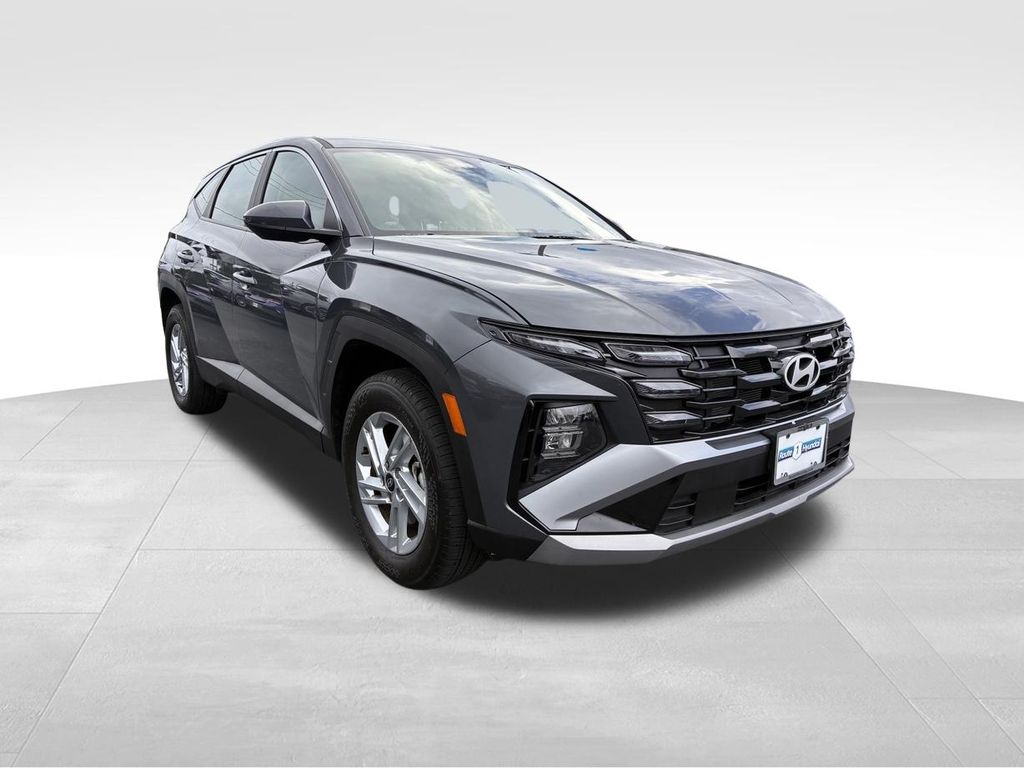 2026 Hyundai Tucson SE - Photo 1
