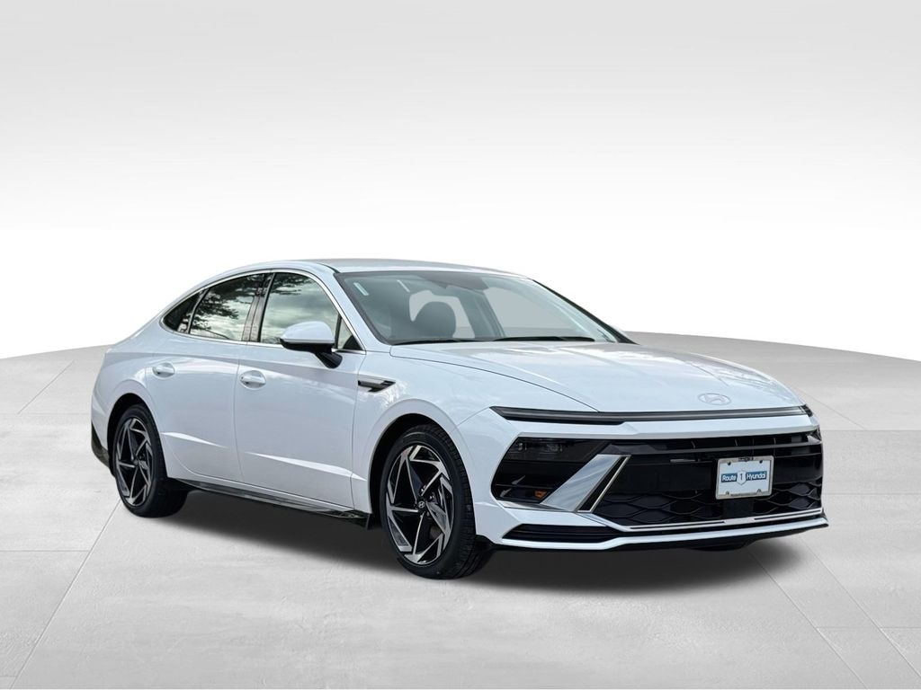 New 2026 Hyundai Sonata SEL Sport Sedan