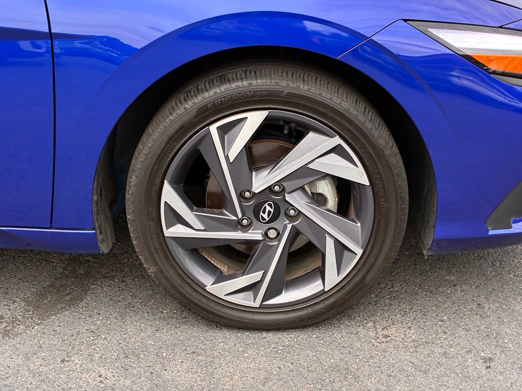 2025 Hyundai Elantra Blue - Photo 46