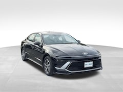 2026 Hyundai Sonata Hybrid Blue Sedan