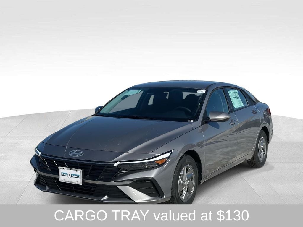 New 2026 Hyundai Elantra SE Sedan