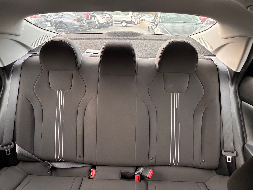 2022 Hyundai Elantra SEL - Photo 12