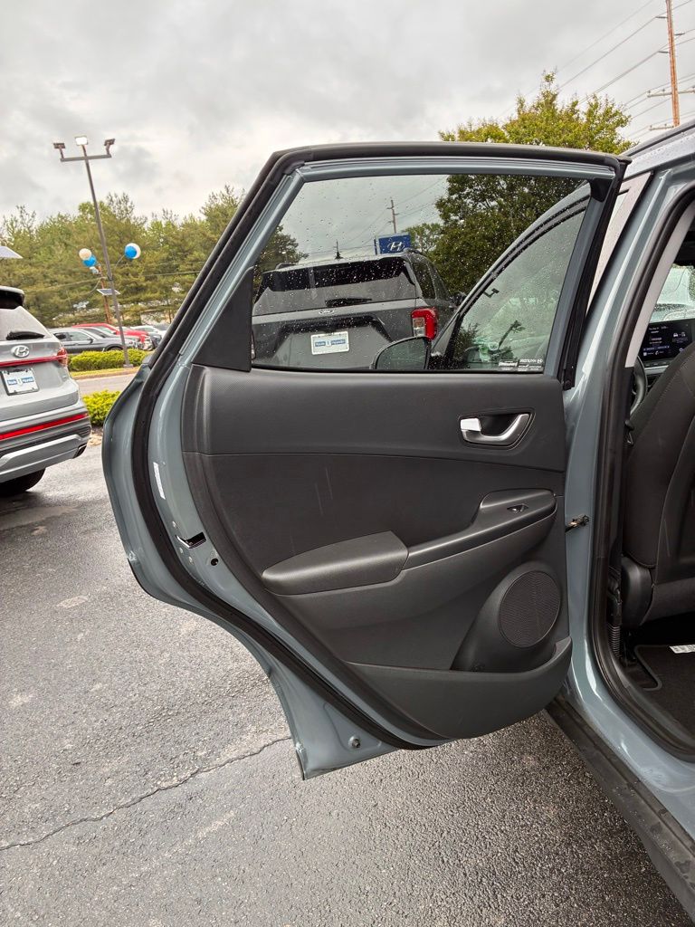2022 Hyundai Kona SEL - Photo 46