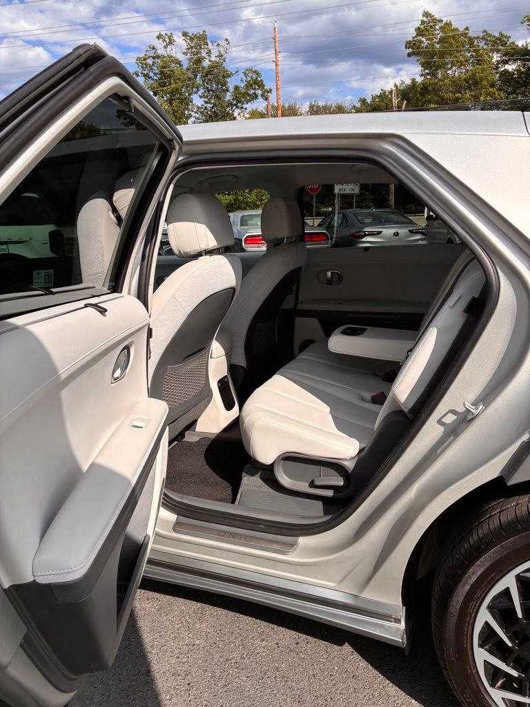 2024 Hyundai IONIQ 5 Limited - Photo 26