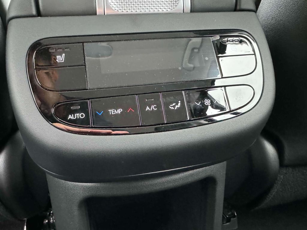 2026 Hyundai IONIQ 9 SEL - Photo 13