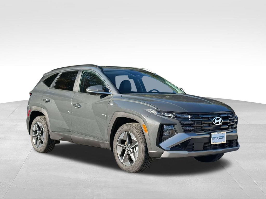 2026 Hyundai Tucson SEL Premium's photo