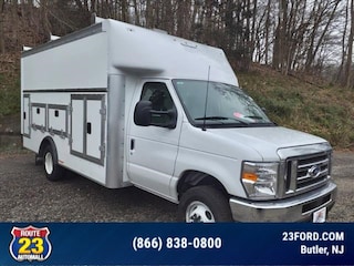 2025 Ford E-450 Cutaway E-450 Truck