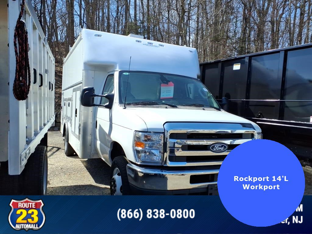 2026 Ford E-Series DRW E-450 Super Duty 158 in WB's photo