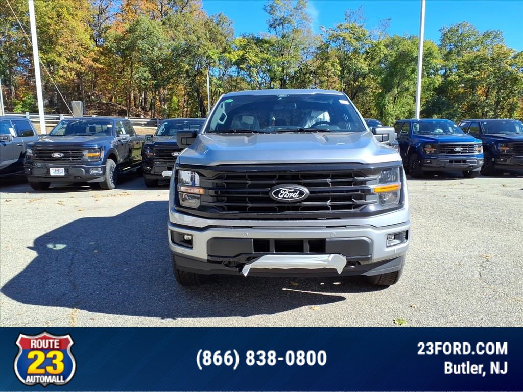 2025 Ford F-150 XLT photo 2