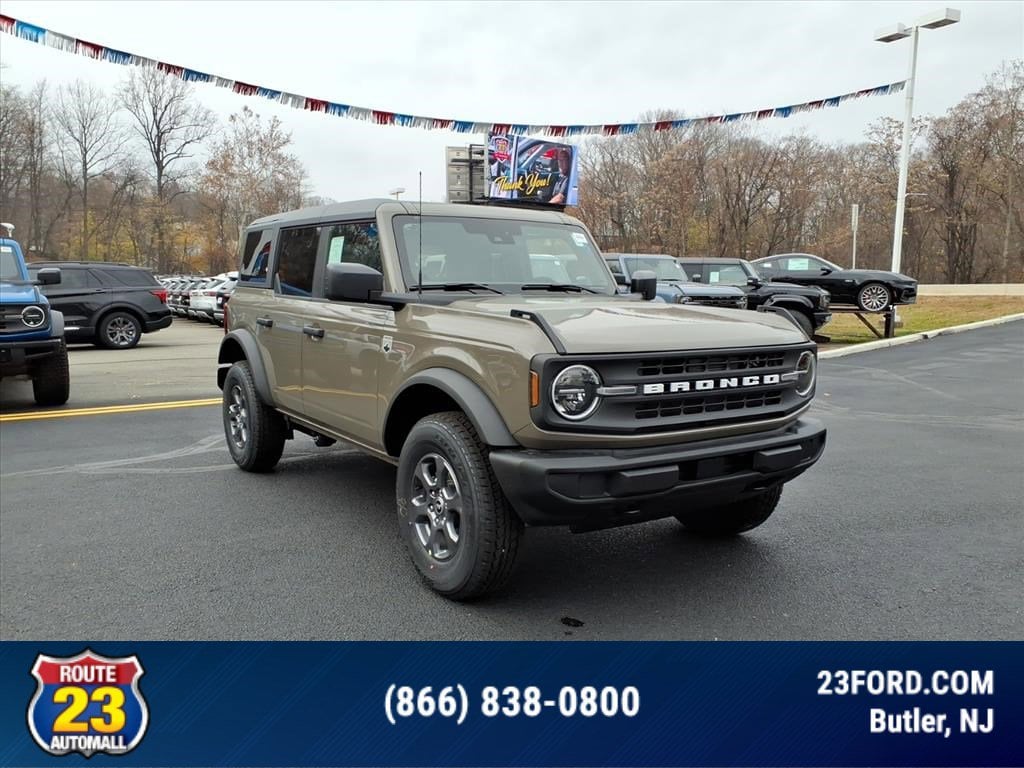 2025 Ford Bronco 4-Door Big Bend's photo
