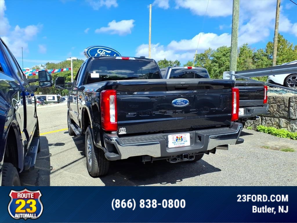 2026 Ford F-250 XLT photo 4