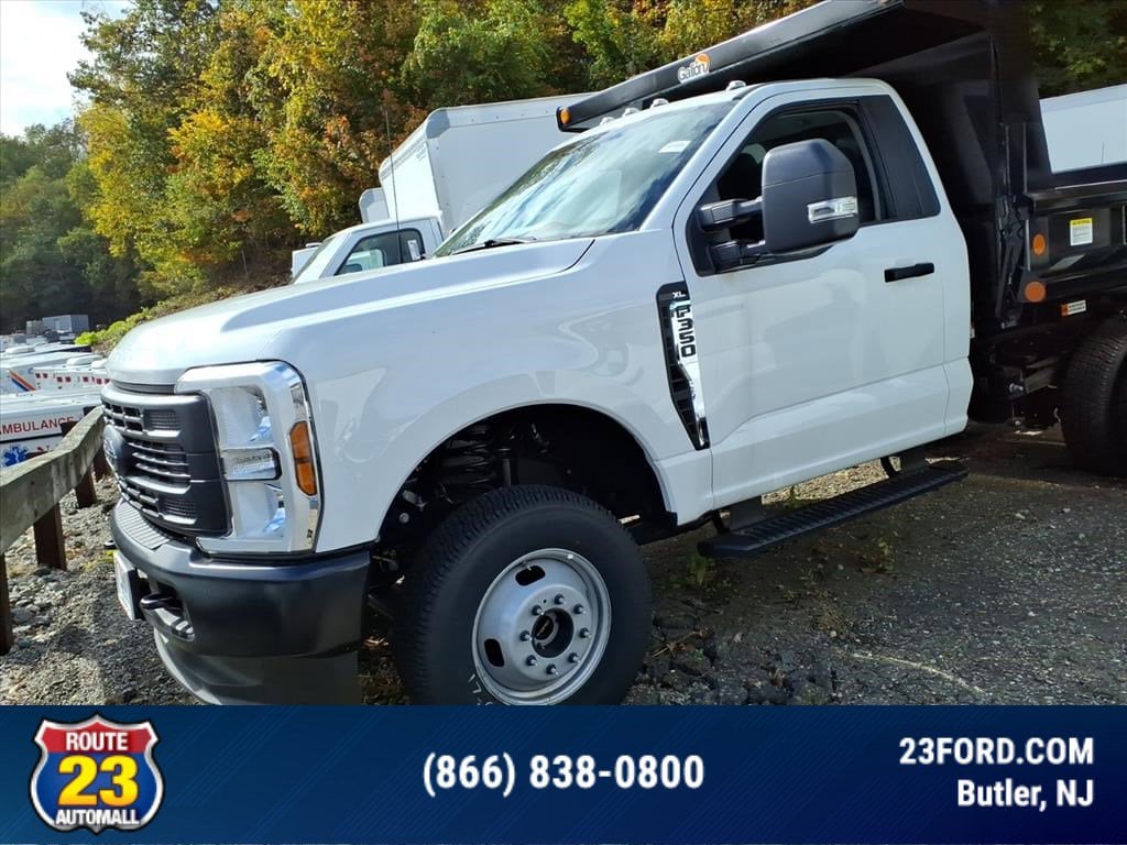 2024 Ford F-350 Chassis Truck Regular Cab 