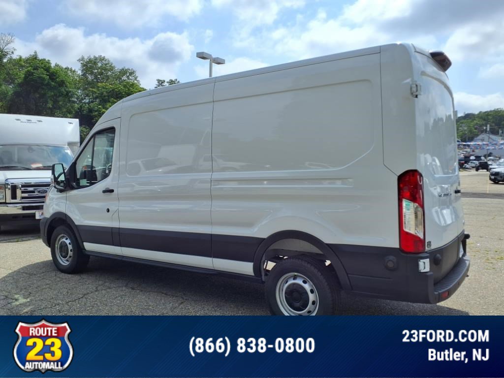 2025 Ford Transit photo 3