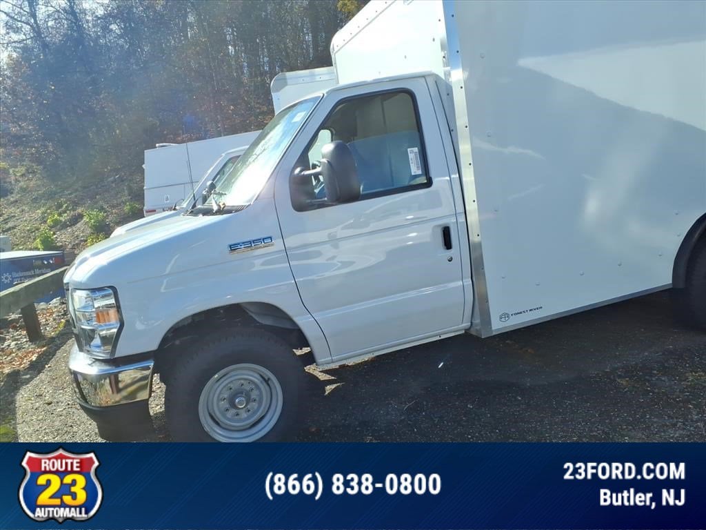 New 2026 Ford E-350 Cutaway E-350 Truck