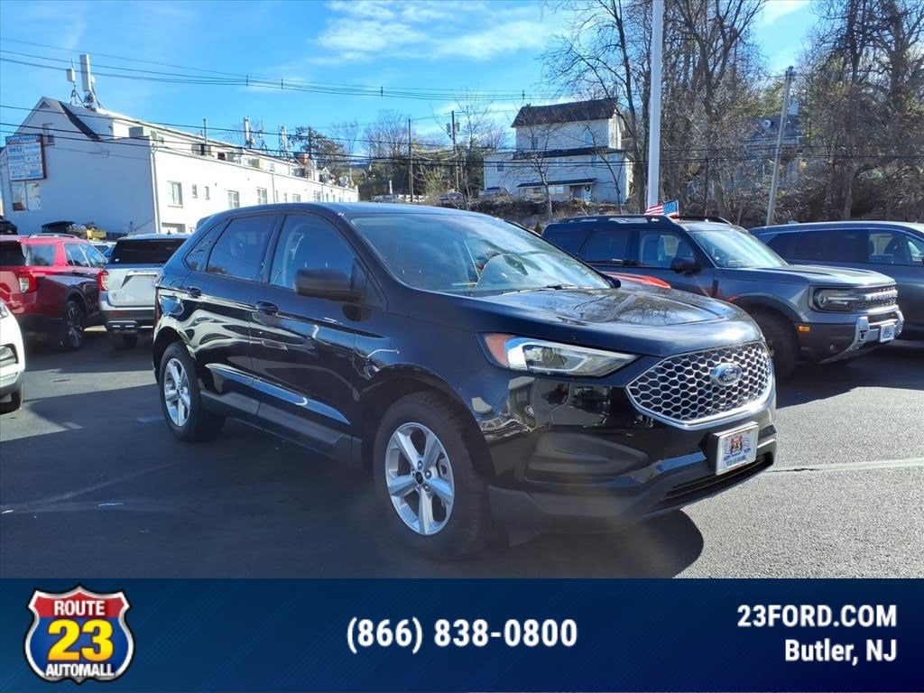 2024 Ford Edge SE's photo