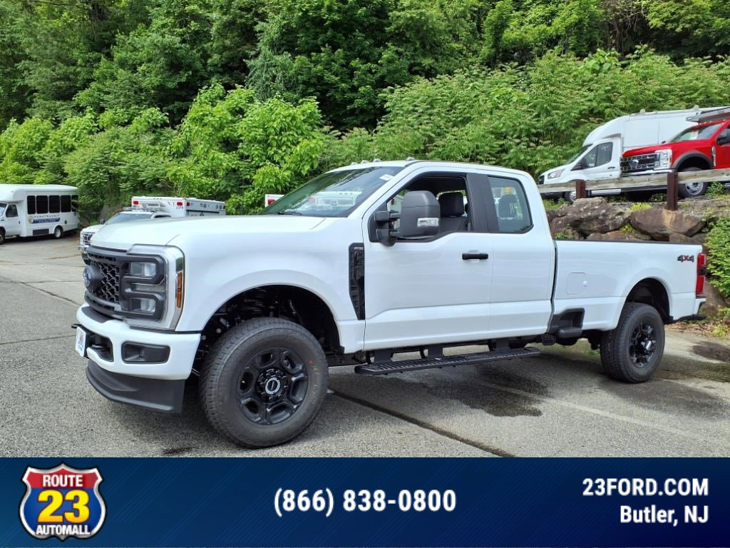 2025 Ford F-350 XL photo 3
