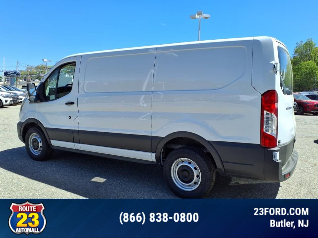 2025 Ford Transit photo 4