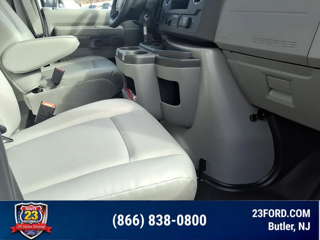 2026 Ford E-Series Cutaway Base - Photo 9
