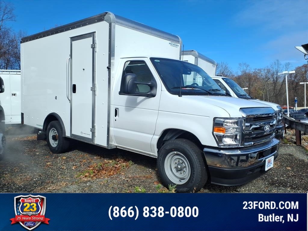2026 Ford E-350 Cutaway Truck 