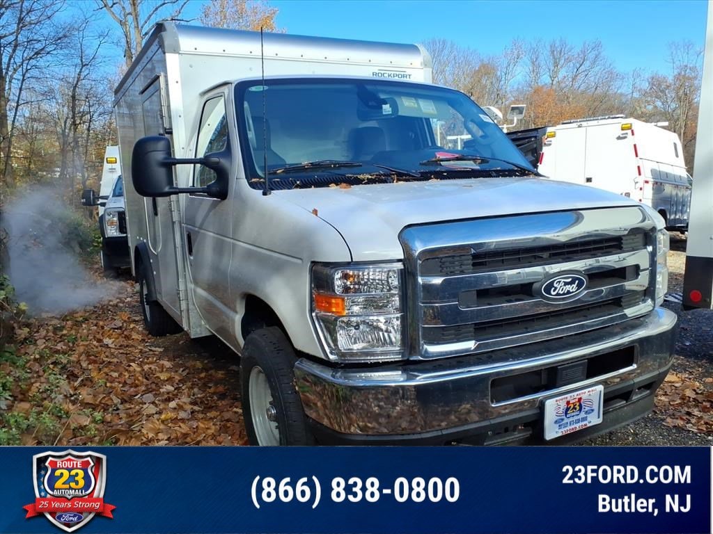 2026 Ford E-350 Cutaway Truck 